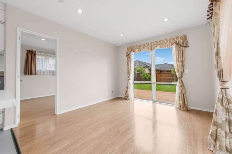 9 Sunshine Lane Flat Bush_6