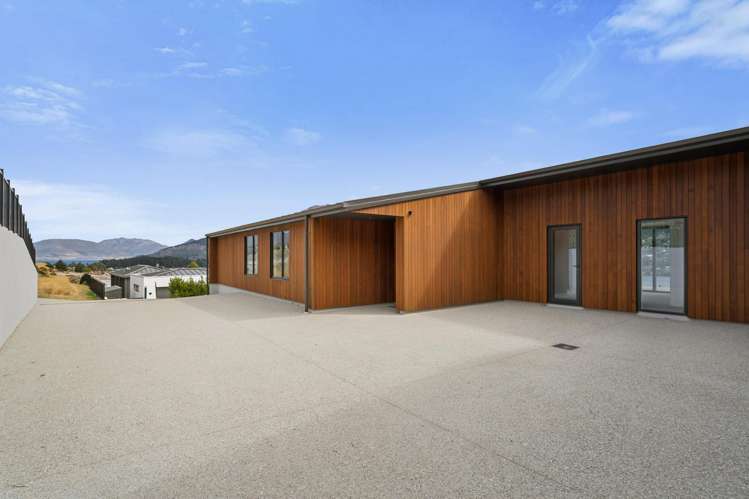 6 Red Deer Rise Kelvin Heights_6