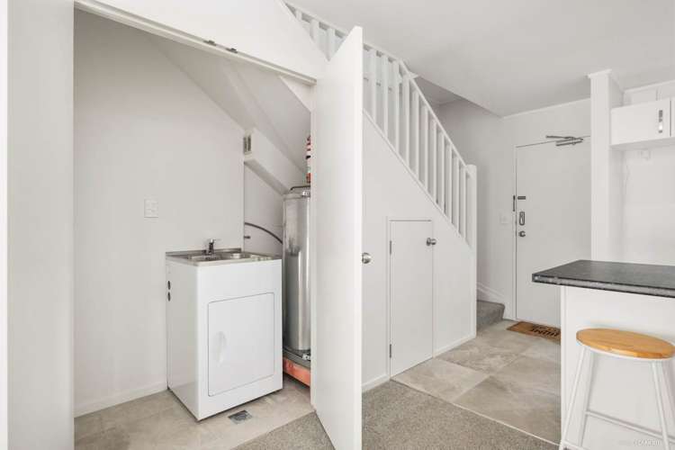 4I/20 Ian Marwick Place Birkenhead_18