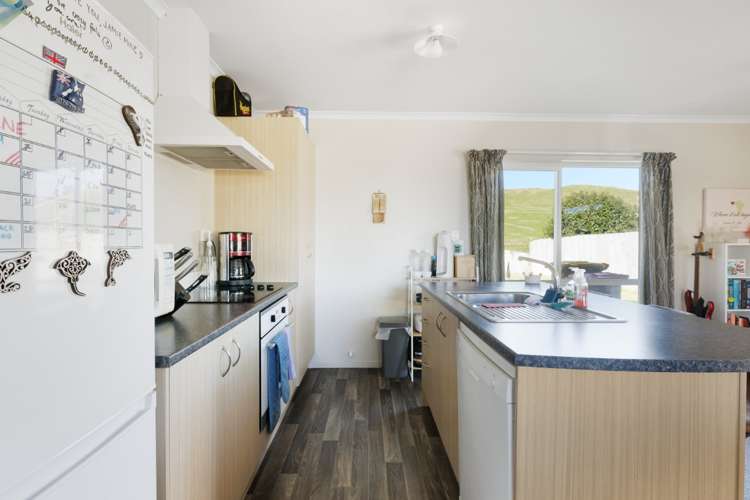 186 Ballintoy Park Drive Welcome Bay_1