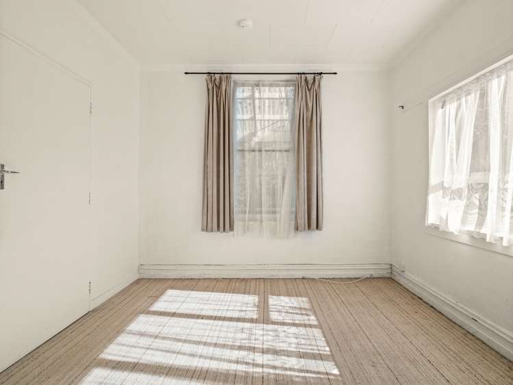 18 Matai Street Ravensbourne_7