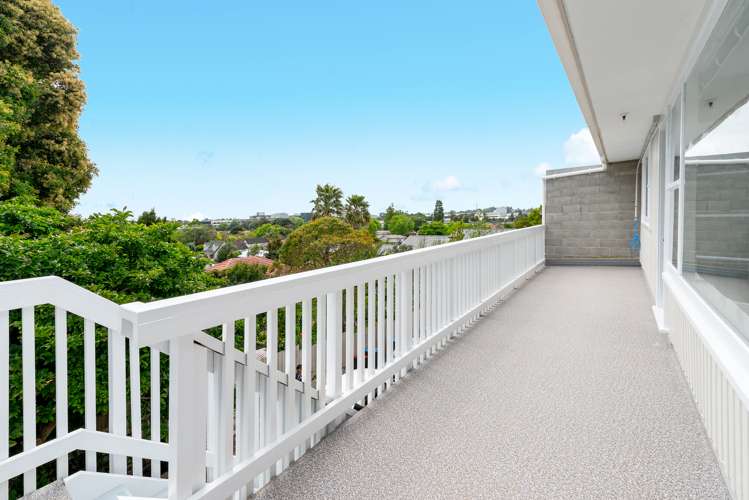 4/2 Ewenson Avenue One Tree Hill_1