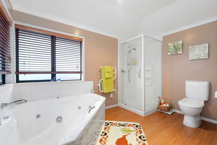 14 Parkwood Place Huntington_14