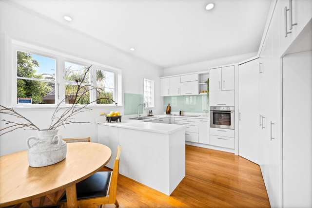 1/7 Neville Street Point Chevalier_4