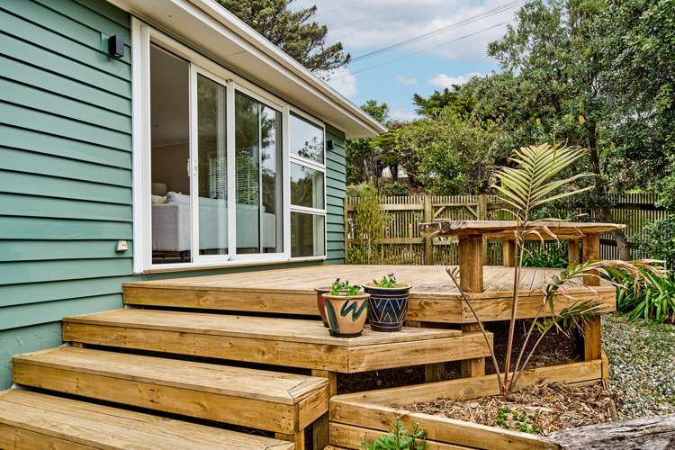 14 Taupo Crescent Plimmerton_24