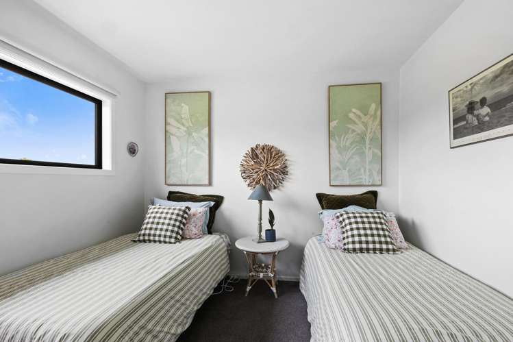 1506 Egmont Road Egmont Village_21