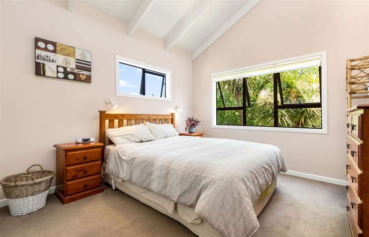 14 Derwent Crescent Titirangi_6
