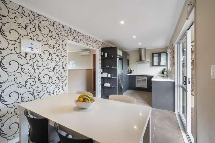 21 Palliser Place Milson_9