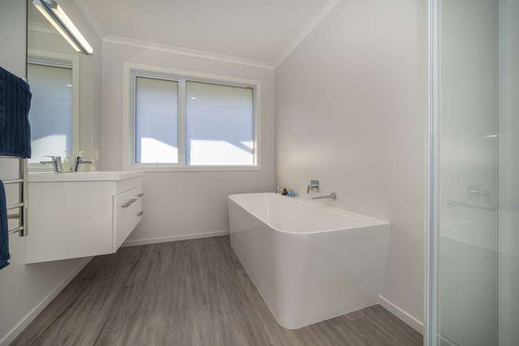 6 Carmello Grove Richmond_21