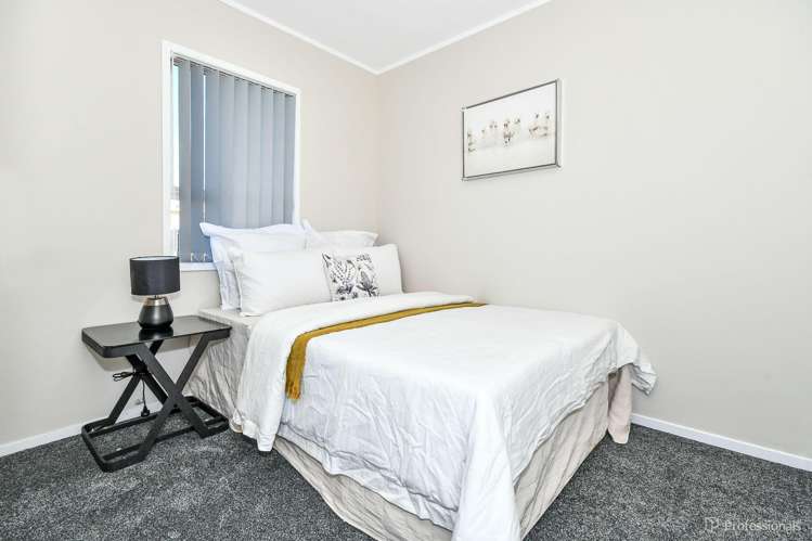 1/11 Bundena Place Clendon Park_11