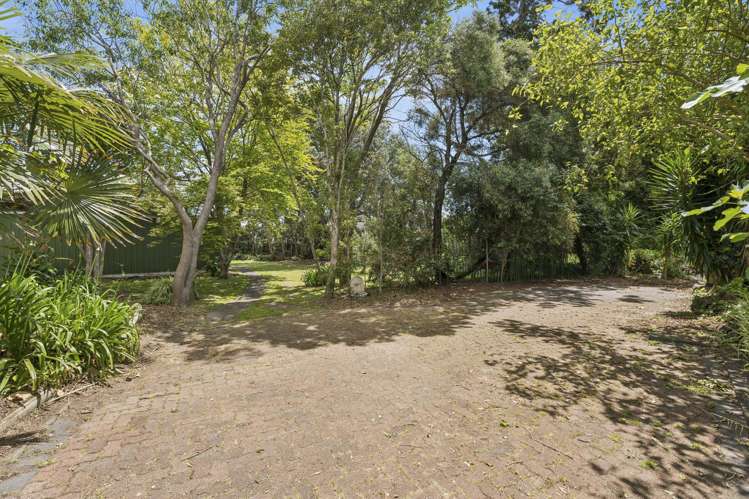 54 Taylor Road Mangere Bridge_1