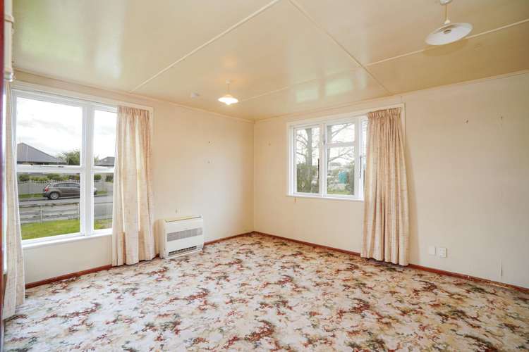 300 Conyers Street_4