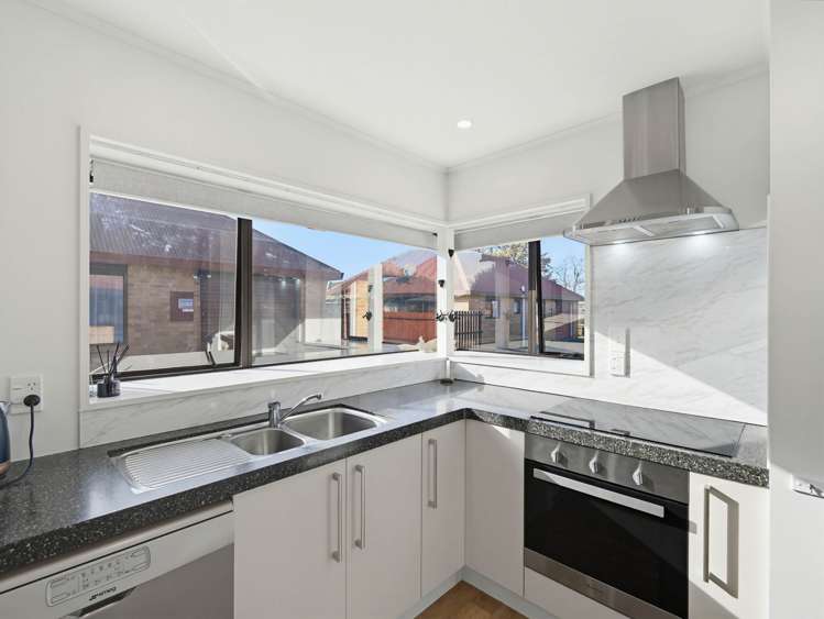 2/91 Chalmers Avenue_3