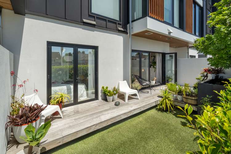 G02/74 Anzac Street Takapuna_12