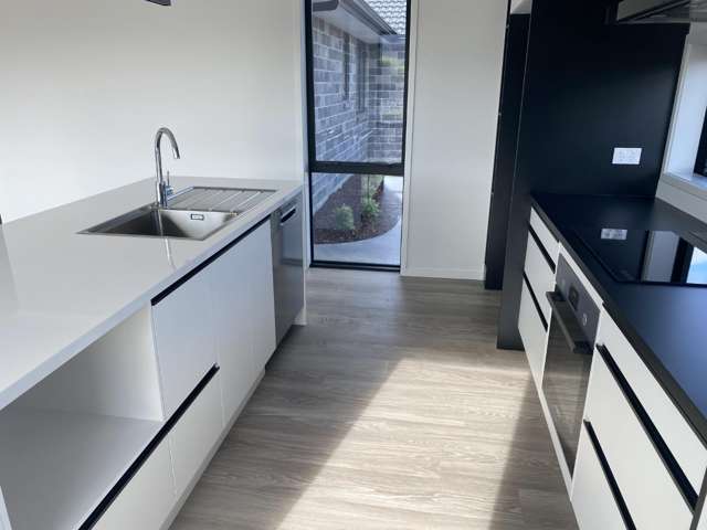 1 Mystic Close, Kotata Heights 11640_3