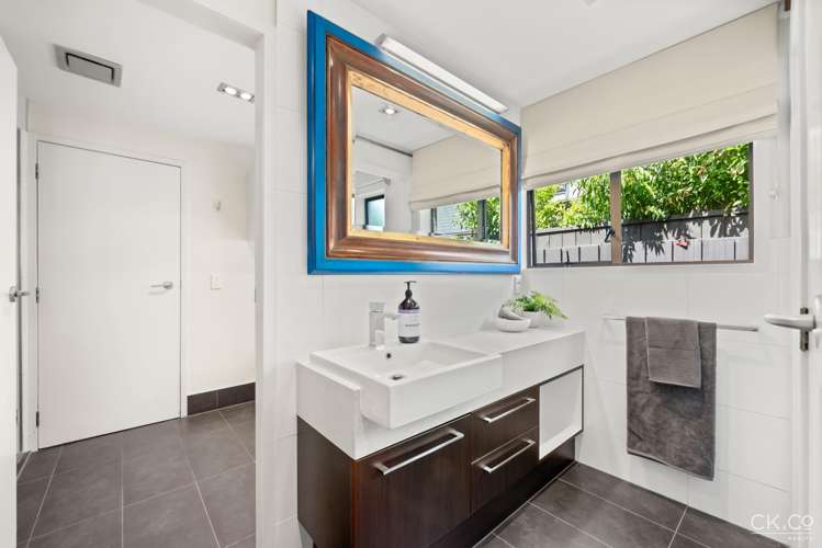 32 Saint Columbans Grove Boulcott_25