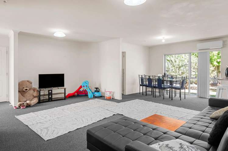 7 Rene Way Huntington_7
