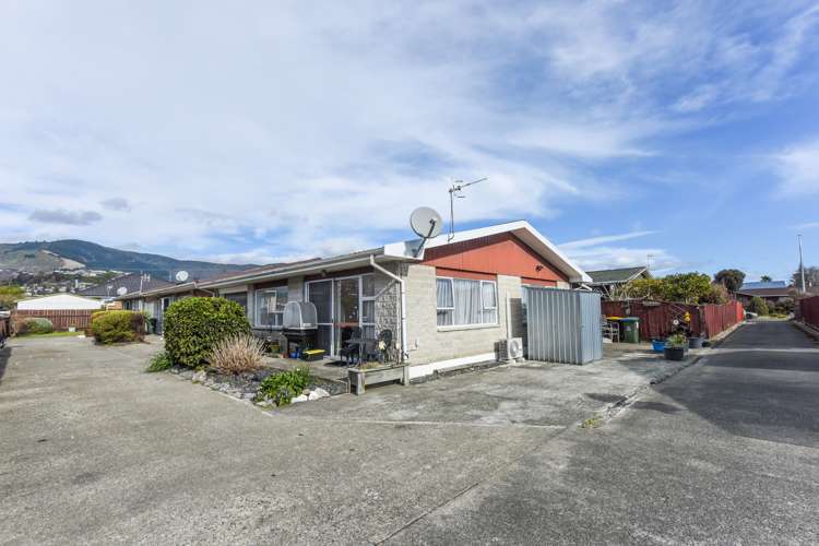 1/8 Exeter Street Stoke_8