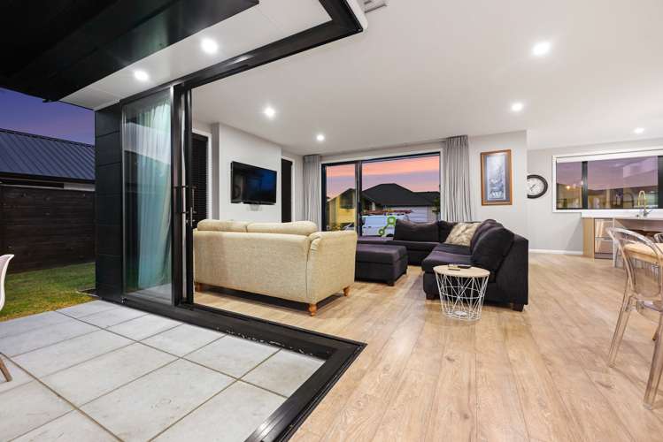 2 Helen June Avenue Flagstaff_14