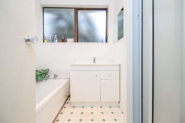 94 Sunvue Road Glen Eden_9