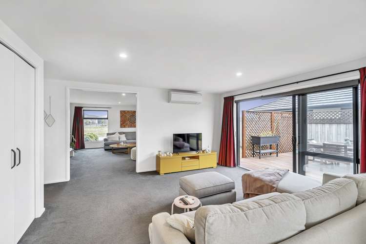 24 Bonecrusher Street Lincoln_5