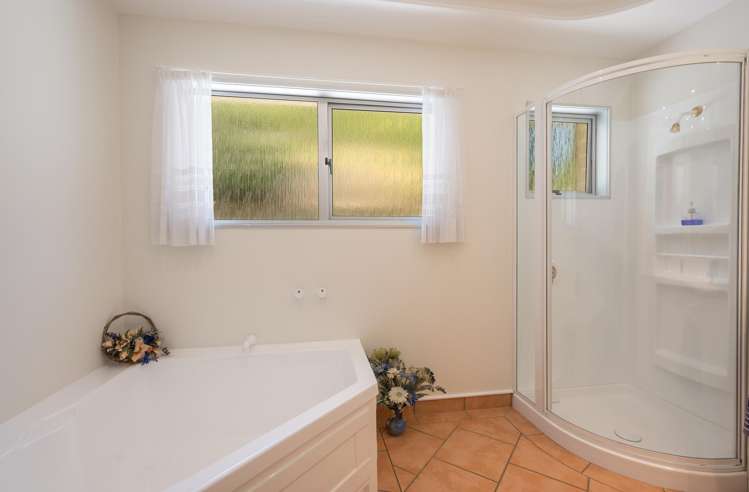 33 Arapiki Road Stoke_13