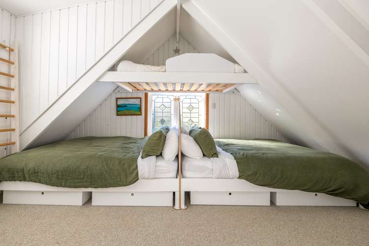 14 Hillside Road Ostend_24