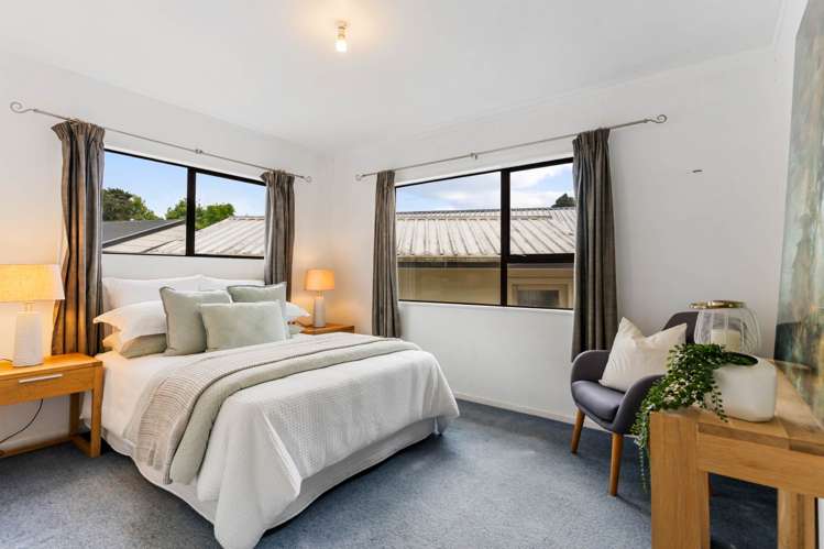 4/60 Eskdale Road Birkdale_6