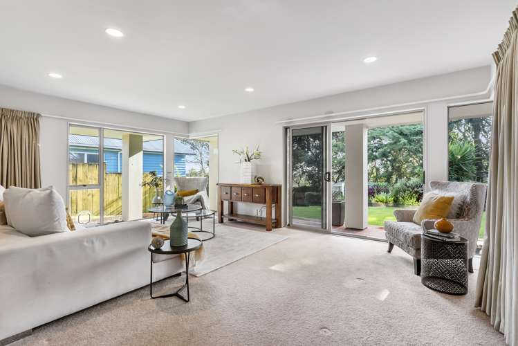 8 Gibbia Way Beachlands_17