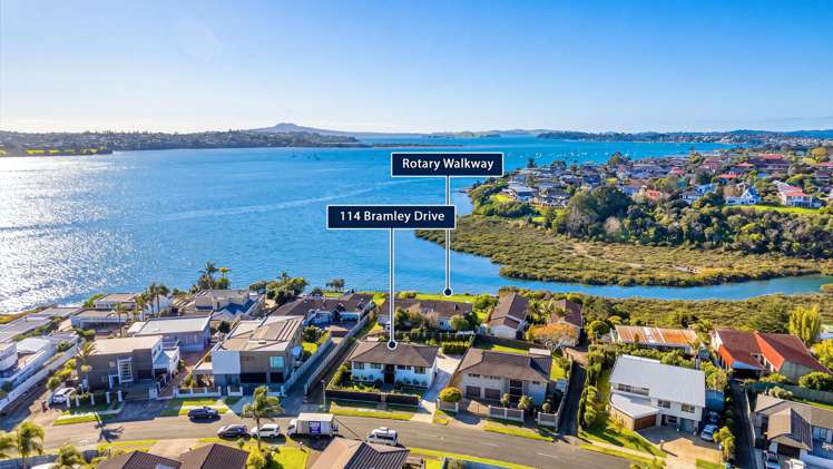114 Bramley Drive Farm Cove_2