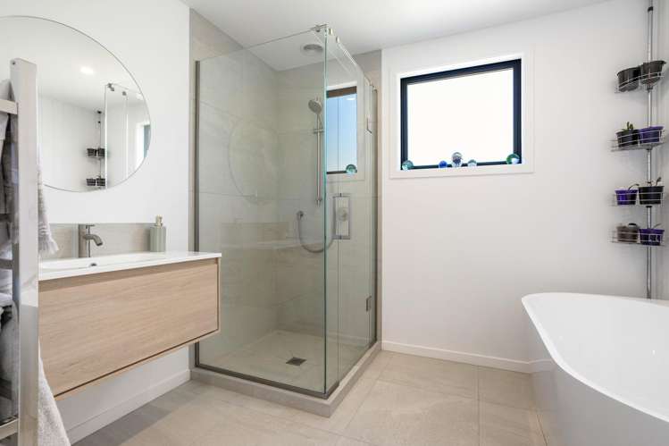 5 Pinnacles Lane Pauanui_17