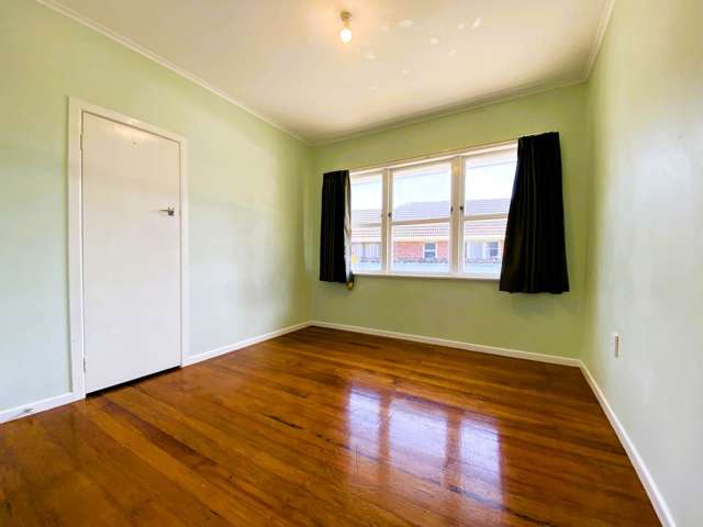 78 Hallberry Road Mangere East_4