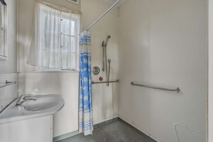 4 Lake Road Kaitaia_12