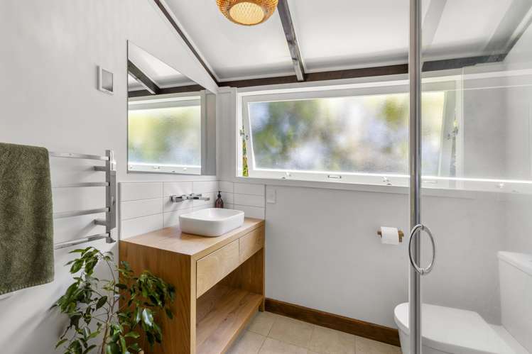 64 Wallis Street Raglan_29