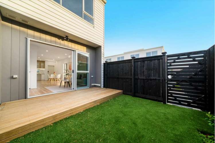 1-2/30 Carruth Road Papatoetoe_16