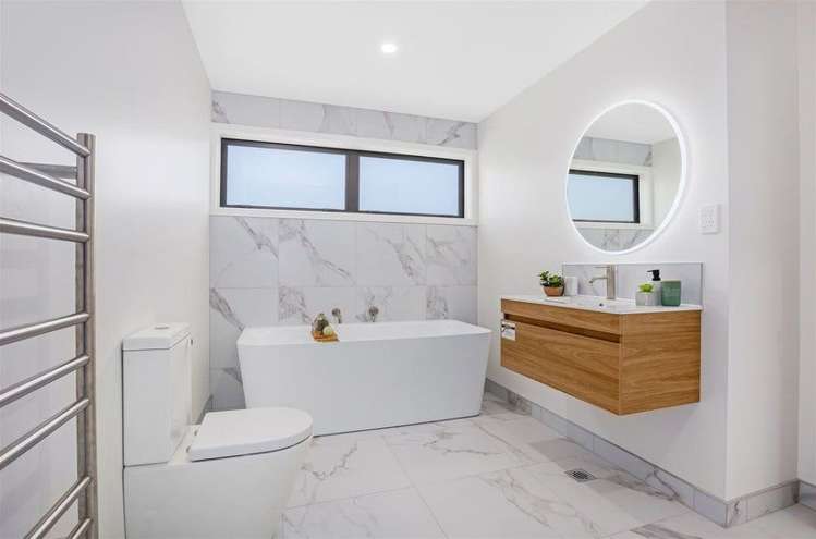 176B Navigation Drive Whitby_10