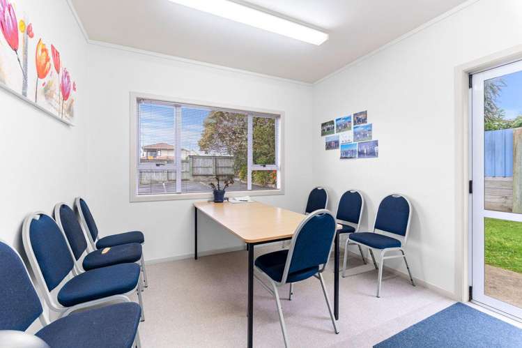 139 Powderham Street New Plymouth Central_22
