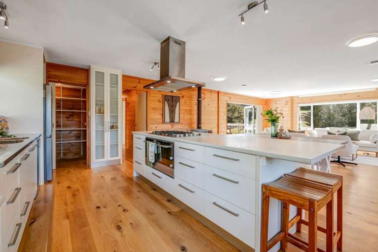 608 West Coast Road Makarau_16