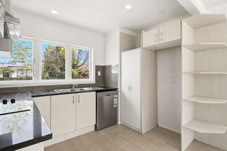 12 Malcolm Place_4