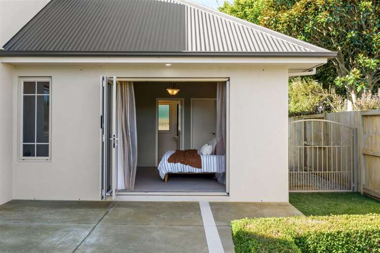 69 Wiltshire Drive Huntington_22