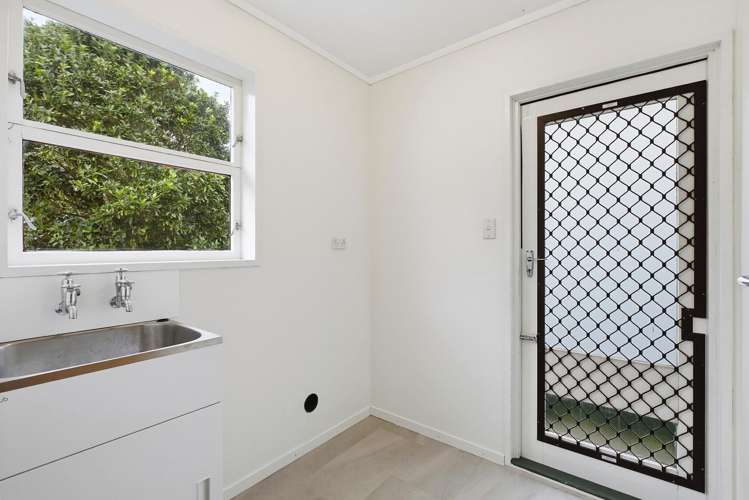 46 Hazlewood Avenue Karori_11