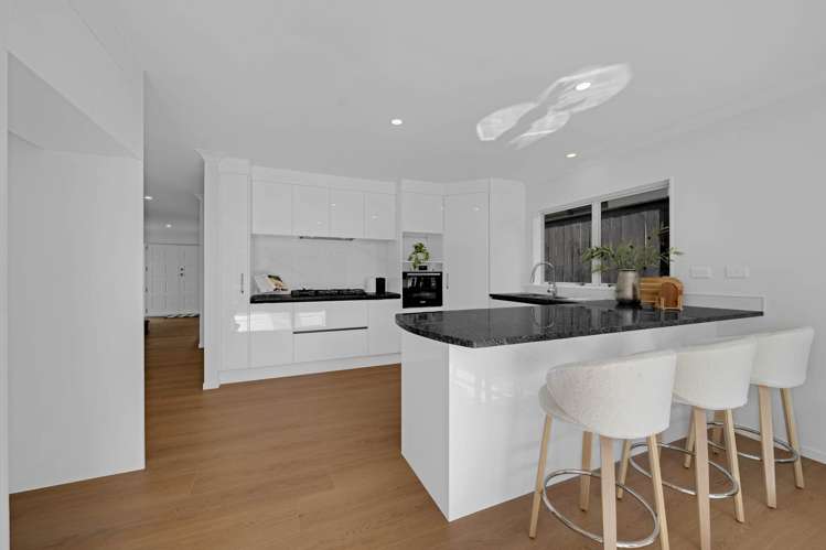 22 Walter Haddrell Crescent East Tamaki_10