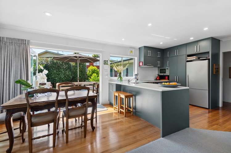 916b River Road Queenwood_5