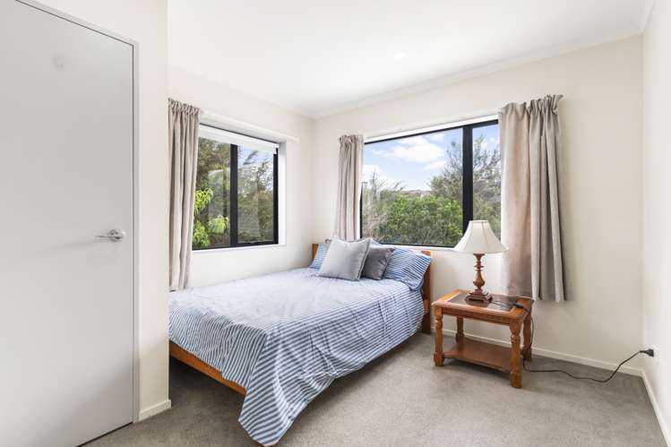 13 Pyramid Place Glen Eden_20