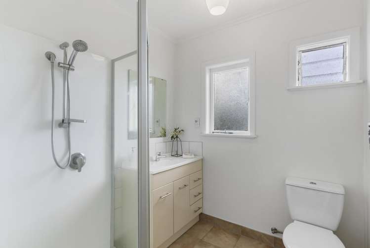 1/5 Raleigh Road Northcote_7