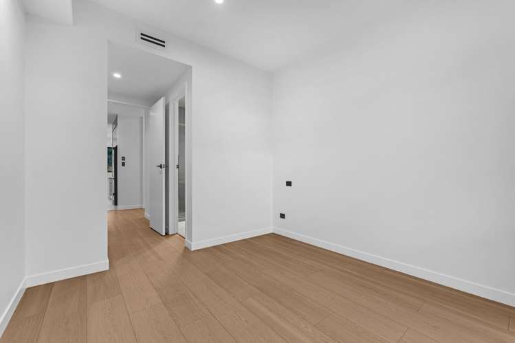 37 Hing Street Flat Bush_16