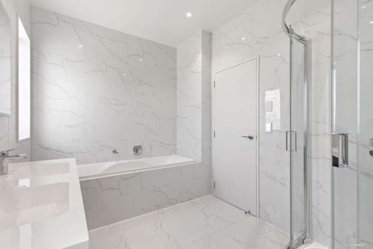 64 Lyttelton Avenue Forrest Hill_12