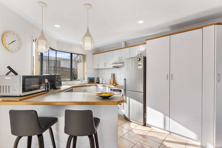 2 Hazards Road Manurewa_11