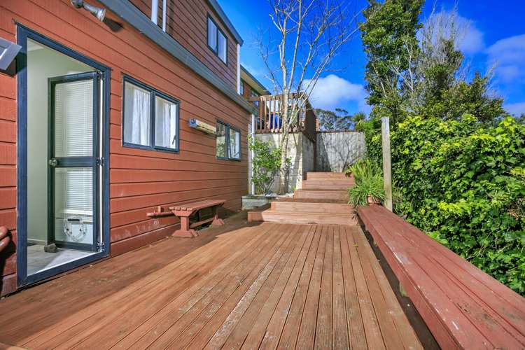 2/41 Howard Road Northcote_12