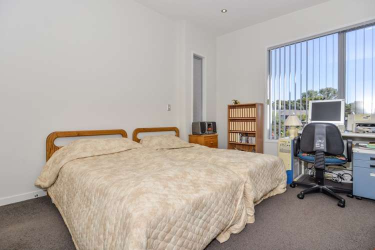 29 Newbury Place Schnapper Rock_21